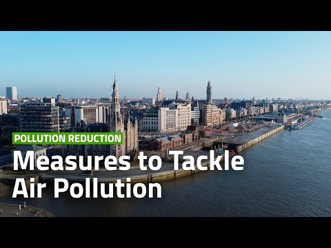 How does the city of Antwerp fight against air pollution?