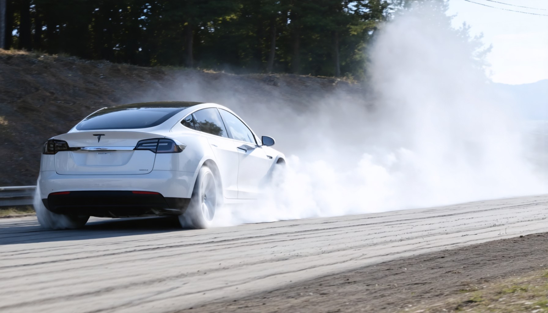 Tesla’s Shock Slide: Euro Sales Plummet as Rivals Rev Up