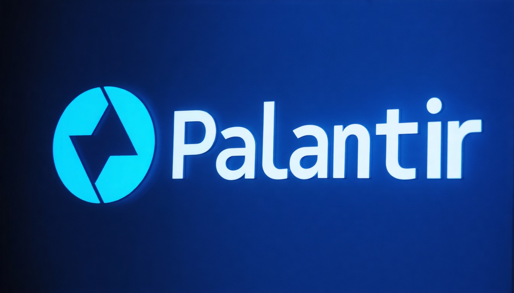 Palantir Stock: The AI Revolution Beckons. Is Now the Time to Invest?