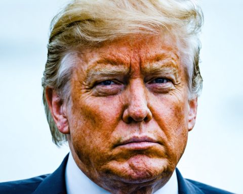 Former President Trump’s Bold Crypto Move: A New Financial Era Begins Former President Trump’s Bold Crypto Move: A New Financial Era Begins
