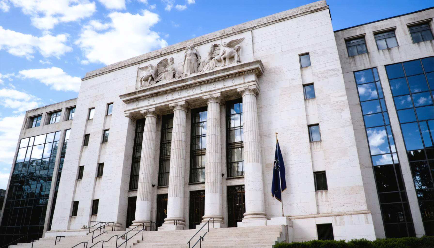The SEC’s Crypto Conundrum: Delays Pave a New Path for ETFs